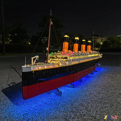 titanic lego set